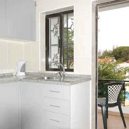 Apartamentos Pedro For Families By Bedzy Albufeira Exterior photo